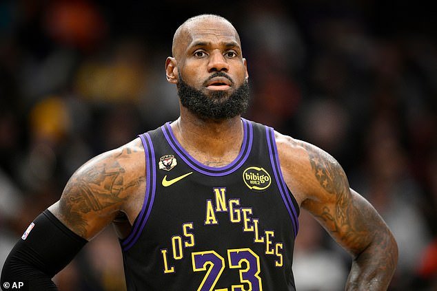 LeBron James y los Lakers se dirigen a un “divorcio” explosivo mientras un experto de la NBA revela cuándo el ícono dejará el equipo