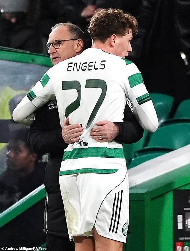 El técnico del Celtic, Martin O’Neill, insiste en que está contento con el negocio del club en enero y vuelve a hacer un llamamiento a los aficionados para que apoyen al equipo y pongan fin a la guerra con la directiva.