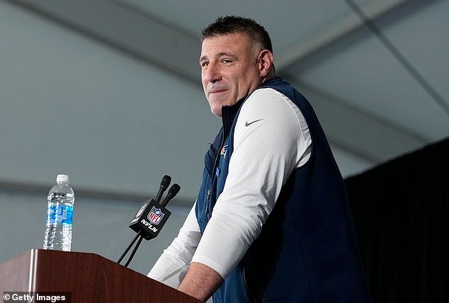 Mike Vrabel de los Patriots revela cómo su carrera como entrenador casi se descarriló por una terrible entrevista en 2011