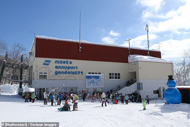Un joven australiano muere mientras esquiaba en un popular centro turístico de Japón, pocos días después de que otro australiano muriera en un accidente de telesilla.