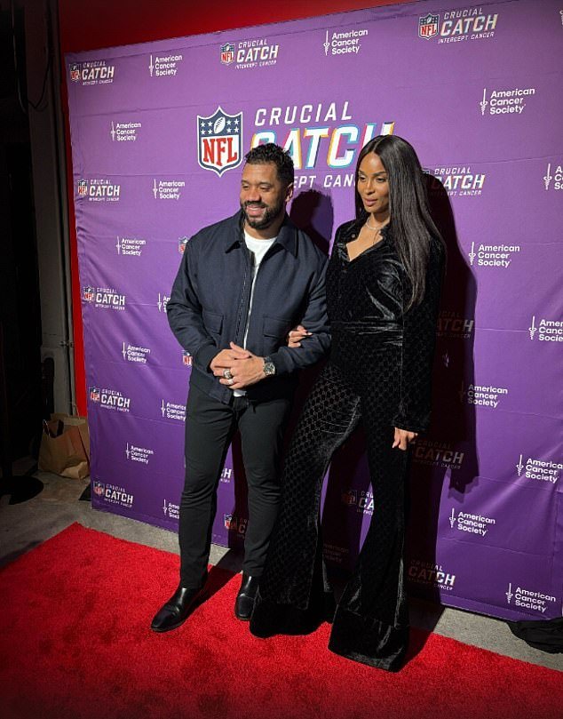 Ciara apoya a su esposo Russell Wilson en el primer evento público desde la revelación de la estrella de la NFL en los archivos de Jeffrey Epstein