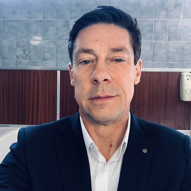 La policía ordenó reabrir una investigación sobre la muerte de un hombre gay que fue “chantajeado” por la banda Grindr y le exigió su coche