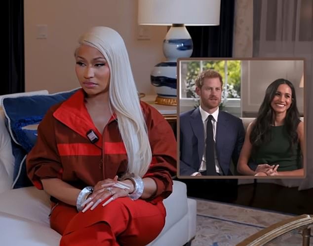 La rapera estadounidense Nicki Minaj pone un hilarante acento británico mientras le dice al Príncipe Harry que “sepa mejor” después de que “ventiló los trapos sucios de la familia”.