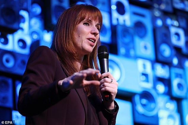 Los líderes sindicales piden que Rayner reemplace a Starmer porque quieren “alguien que pueda hacer frente a Trump”