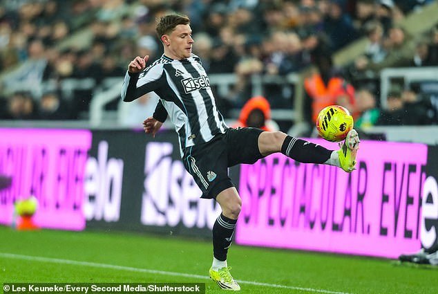 Steve Clarke revela que Harvey Barnes preferiría arriesgarse a entrar en la selección de Inglaterra que ir al Mundial con Escocia