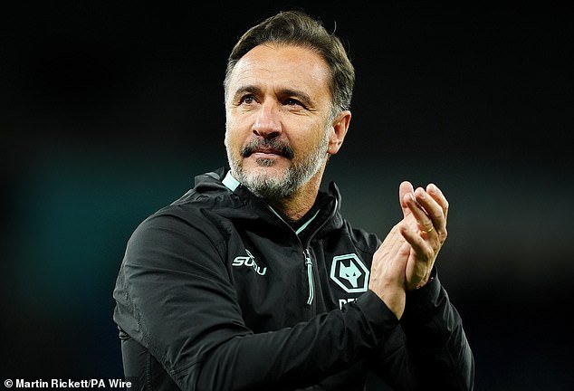 Vitor Pereira, nombrado entrenador del Nottingham Forest: el portugués se convierte en el CUARTO entrenador del club esta temporada y tendrá la tarea de mantenerlo al mando a pesar de la amenaza del descenso