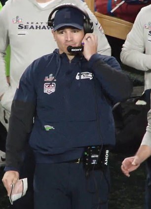 Nuevas imágenes increíbles muestran el momento en que el entrenador de los Seahawks, Mike Macdonald, se dio cuenta de que había ganado el Super Bowl.