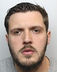 Tres porteros admiten haber matado a un hombre al que acababan de echar de un bar