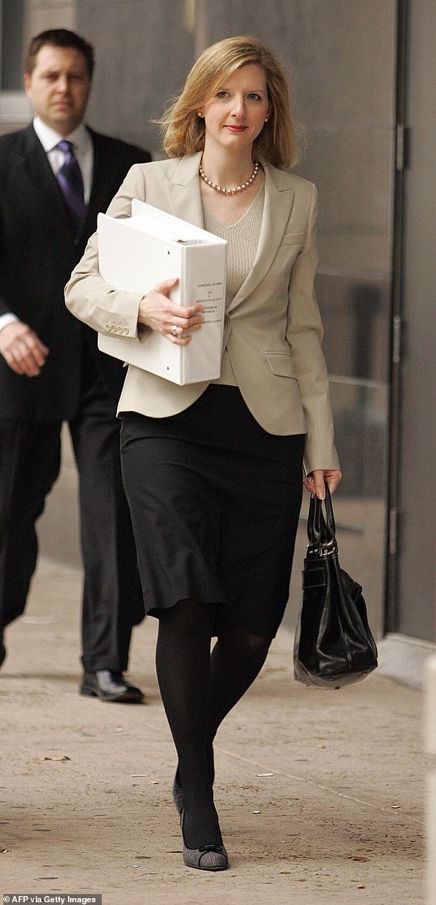 Kathryn Ruemmler, exfuncionaria de Obama, dimite de Goldman Sachs por vínculos con Epstein