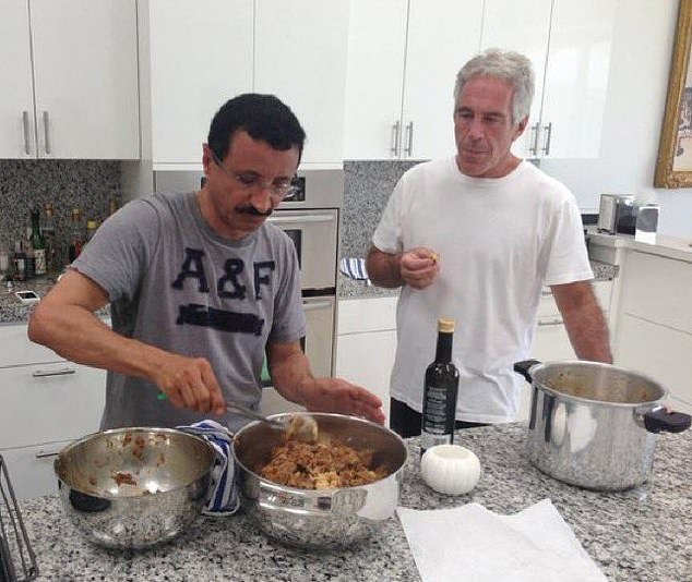 El multimillonario emiratí, cofundador del Premio Earthshot del Príncipe William, es despedido como presidente de DP World tras un correo electrónico con un “video de tortura” que involucra a Epstein