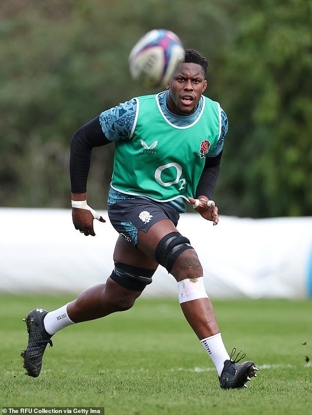 ‘¡Es ridículo!’: el capitán de rugby de Inglaterra, Maro Itoje, critica la afirmación de Sir Jim Ratcliffe de que el Reino Unido fue ‘colonizado por inmigrantes’, calificando al copropietario del Man United como ‘falso’ y ‘muy lejos de la verdad’