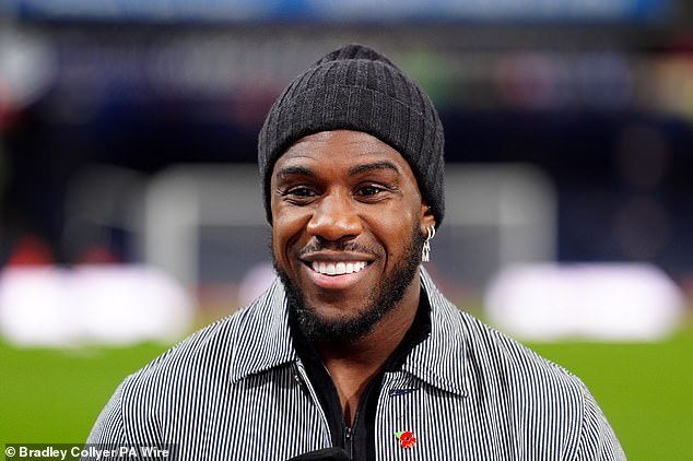 Michail Antonio está entrenando con el club Championship y está en conversaciones sobre un acuerdo de pago por juego, 14 meses después de escapar de un terrible accidente automovilístico.