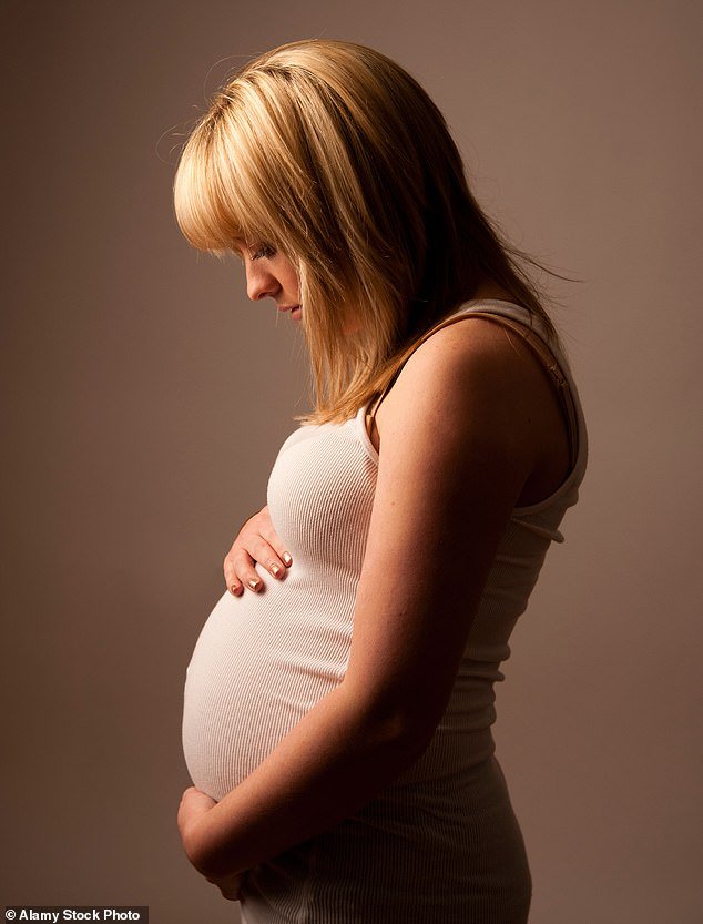 Demasiado gordita para pujar… Se atribuye a la creciente obesidad el hecho de que casi la mitad de los nacimientos se produzcan por cesárea