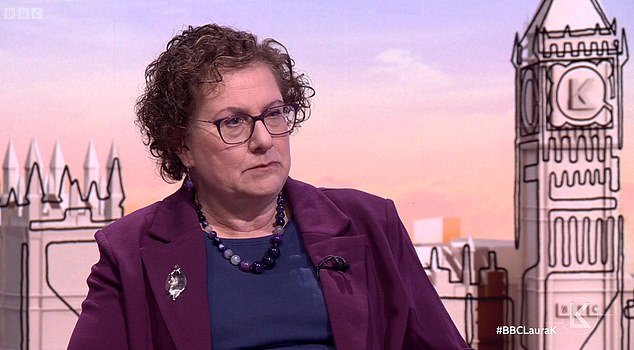 Instagram está generando una creciente confusión de género entre los niños, dice un importante experto, advirtiendo a los maestros que no alienten a los estudiantes prepúberes a hacer la transición en la escuela.