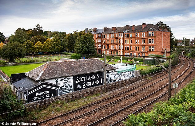 El último y emocionante espectáculo desde la cuna del fútbol internacional es una oda a la rica historia del fútbol escocés… y un llamado a las armas para preservarlo.