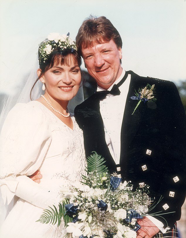 Lorraine Kelly: me abalancé sobre mi futuro marido como un ninja