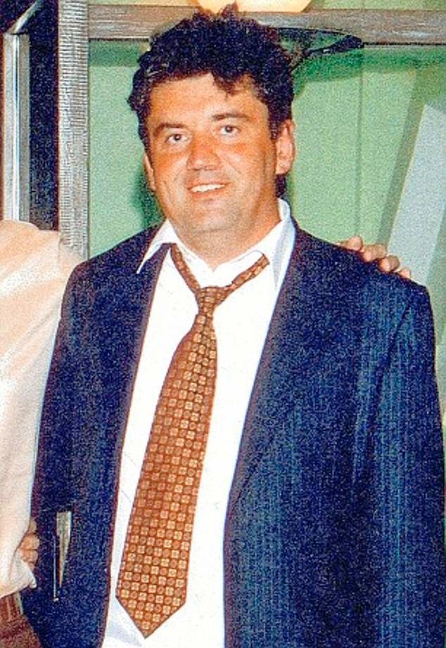 Amigos dicen que la muerte repentina de un denunciante ruso en Surrey debe “volverse a exponer” tras las revelaciones sobre la muerte de Navalny por envenenamiento de rana