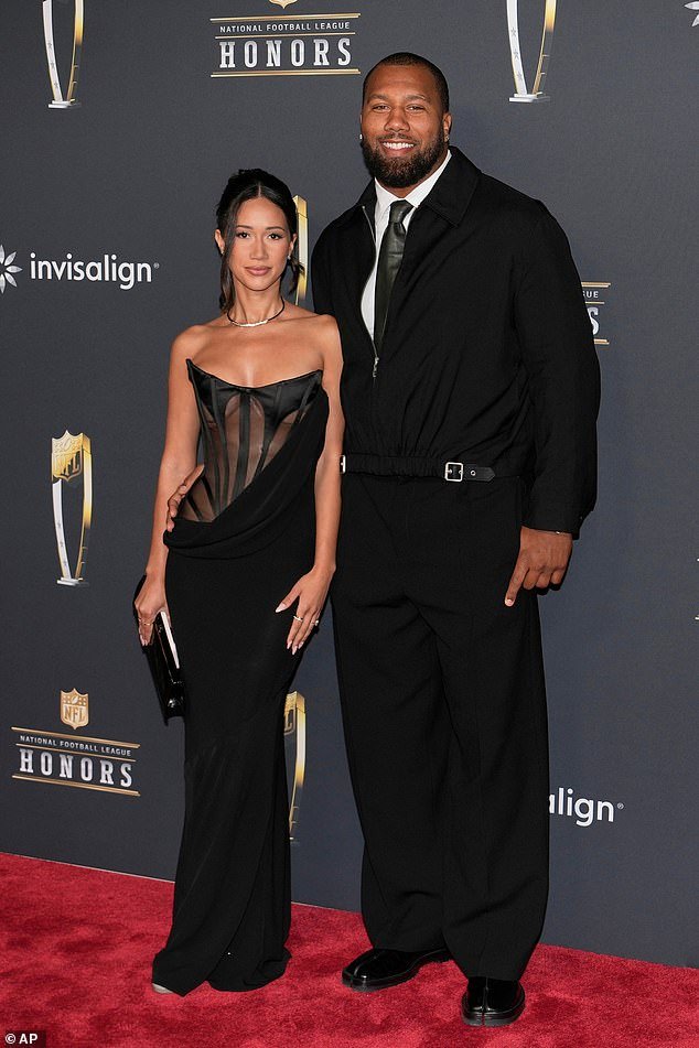 Los Miami Dolphins se ven obligados a liberar al jugador estrella Bradley Chubb mientras el nuevo entrenador en jefe comienza una reconstrucción dramática