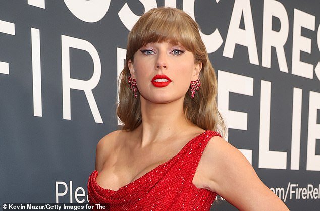 Taylor Swift hace una aparición especial para el equipo de EE. UU. durante los Juegos Olímpicos de Invierno