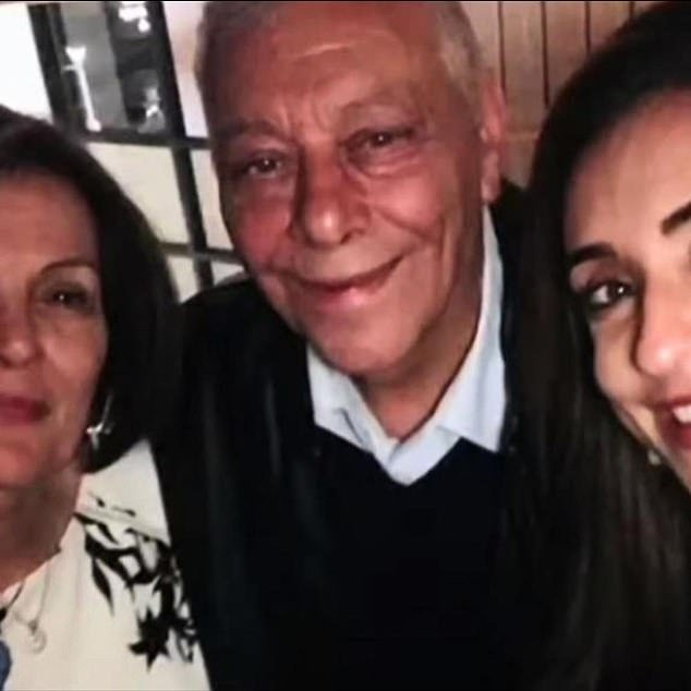 Después de que los secuestradores exigieron un rescate de 50 millones de dólares por el abuelo inocente de 85 años, fracasaron en su amenaza mortal. Lo secuestraron y torturaron injustamente: “¿Queremos deshacernos de él o ustedes ayudan a este viejo?”