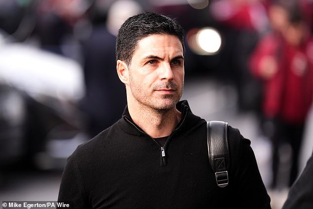 El Arsenal está revisando los ejercicios de calentamiento después de que los jugadores se vieron obligados a abandonar los partidos CUATRO veces esta temporada.