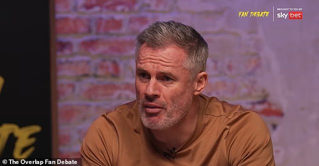 Jamie Carragher sugiere que Liam Rosenior carece de la “fuerza” para convertirse en entrenador del Chelsea y dice que no “luce bien” en el trabajo.