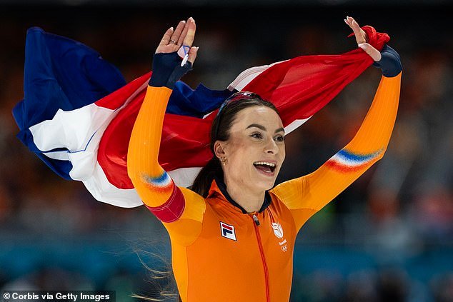 Entrenador olímpico acusado de comentario “sexista” sobre la medallista de oro después de bromear sobre que necesitaba un “novio realmente agradable”