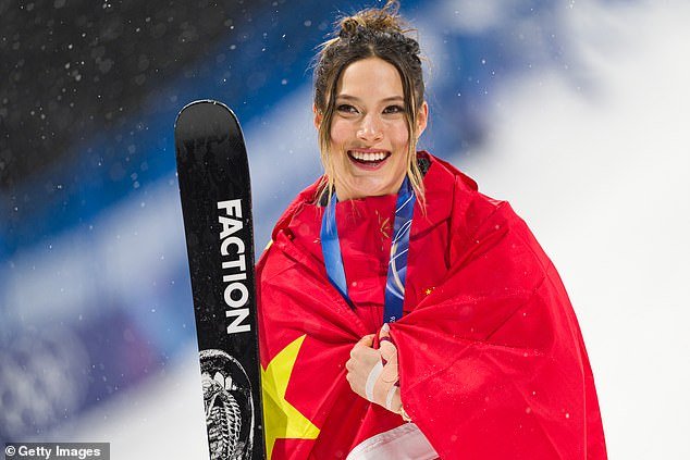 Eileen Gu dice que fue “atacada físicamente” por elegir postularse para China en lugar de Estados Unidos