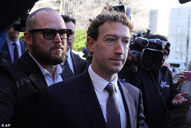 La incómoda respuesta de Mark Zuckerberg a la mordaz pregunta de un abogado que lo llamó “robot” durante un tenso duelo judicial