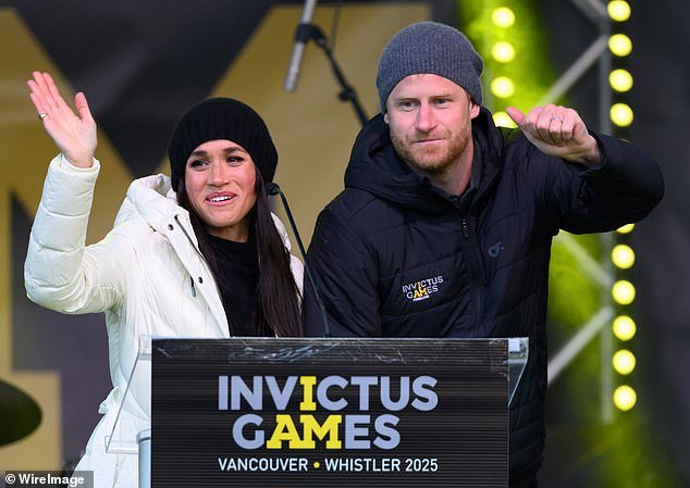 El Palacio de Buckingham “quería nombrar al Príncipe Harry Gobernador General de Canadá para apaciguar a Meghan”, pero el plan no funcionó porque no es canadiense.