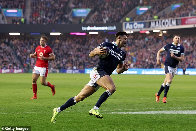 ¡No tengas piedad! Sí, este es probablemente el peor equipo galés de todos los tiempos… pero Escocia no puede permitirse el lujo de quitar el pie del acelerador contra una nación que ha estado feliz de incitar a Escocia en el pasado.