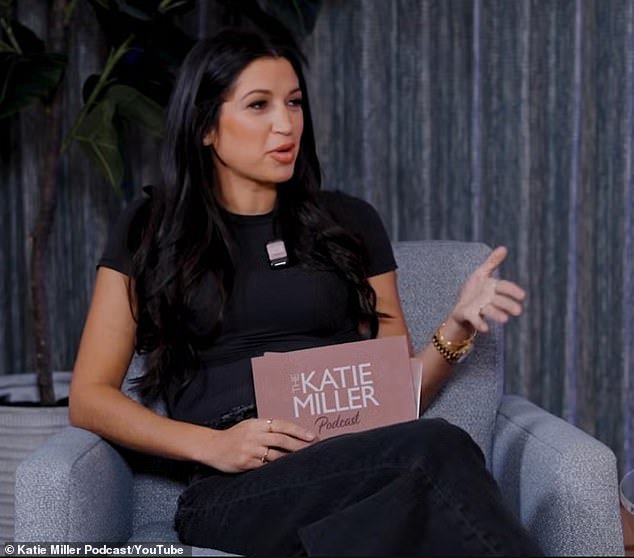 La esposa de Stephen Miller culpa a sus genes de por qué estuvo tan enferma durante el embarazo