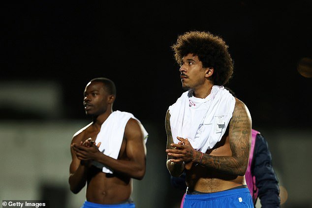 Los fanáticos del Crystal Palace se están volviendo contra Oliver Glasner, ya que una pésima actuación en un empate contra los pececillos bosnios pone en peligro sus esperanzas en la Liga de Conferencia.