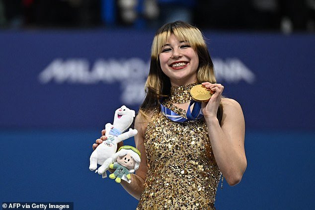 Alysa Liu finalmente pone fin a la espera de 24 años de Estados Unidos por una medalla de oro en patinaje artístico en los Juegos Olímpicos de Invierno al ganar la emocionante final.