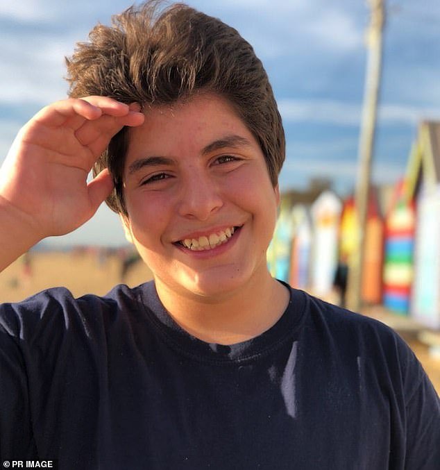 Se revela la causa de la muerte del adolescente: cinco años después de que comió un plato de burrito de Deliveroo y comenzó a sentirse “sibilante”.