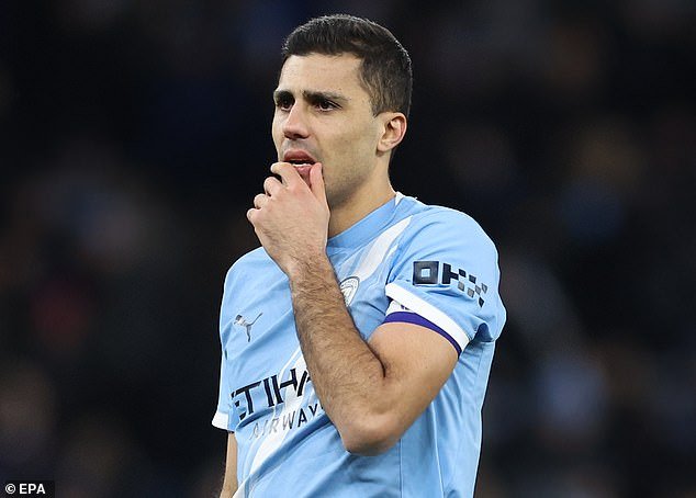 Pep Guardiola admite que el Manchester City cometió un gran error con la recuperación de Rodri, mientras el entrenador elogia al “jugador especial” que es crucial para la lucha por el título de la Premier League del club.