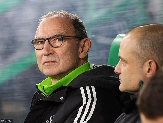 Martin O’Neill insiste en que las protestas de los aficionados del Celtic sólo perjudicarán su temporada… mientras que el presidente Brian Wilson pide el fin inmediato de la inútil “atmósfera de conflicto”.