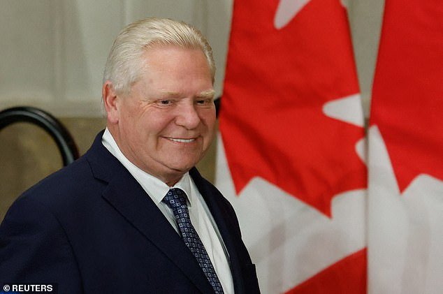 La provincia canadiense permitirá beber en los bares a las 6 a. m. durante el partido de hockey por la medalla de oro olímpica del domingo contra el equipo de EE. UU.