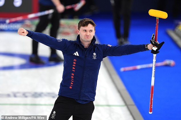 ¡Es el equipo GB contra los canadienses “tramposos”! Los británicos se enfrentan a rivales controvertidos después de la saga del ‘doble toque’: la leyenda revela por qué Bruce Mouat no se quedó congelado en la final olímpica de curling