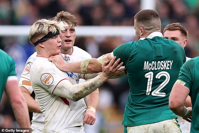 La primera titularidad de Henry Pollock en Inglaterra confirmó su lugar en un equipo que está retrocediendo rápidamente: ser llamativo y atrevido nunca luce bien frente a la derrota, escribe OLIVER HOLT