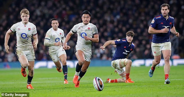 Steve Borthwick DEBE agregar variedad al ataque de Inglaterra: aquí se explica cómo: copiar el plan sudafricano, iniciar con Fin Smith contra Italia, usar combinaciones de palos y ser más audaz con Marcus Smith.