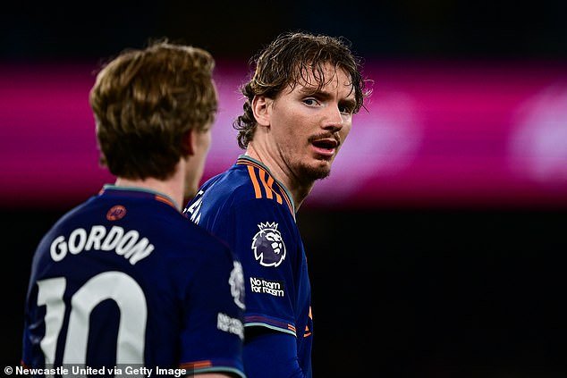 Eddie Howe insiste en que el cambio de rol de Nick Wolte no debería afectar las posibilidades del delantero del Newcastle de £69 millones de llegar a la Copa del Mundo como el número 9 de Alemania.