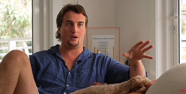 El hijo de una leyenda del cricket australiano está revelando su paralizante adicción al juego que lo llevó a acumular una deuda de 180.000 dólares.