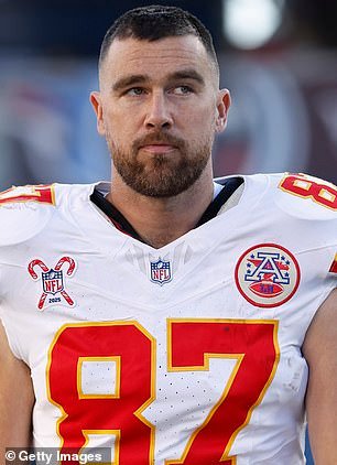 El gerente general de los Chiefs brinda una actualización sobre el futuro de Travis Kelce mientras la superestrella de la NFL considera retirarse antes de su boda con Taylor Swift.