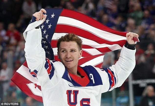 La estrella del hockey del equipo de EE. UU., Jake Guentzel, que despreció a Trump y el Estado de la Unión, rompe su silencio y revela por qué