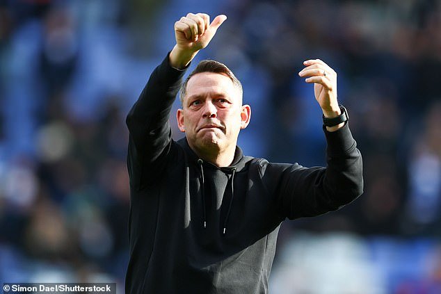 El impulso de los play-offs de Inside Reading: LEAM RICHARDSON revela cómo revitalizó el club, sus planes de transferencia, su mantra de tres palabras para el éxito y cómo Sean Dyche y Air Ambulance jugaron un papel clave