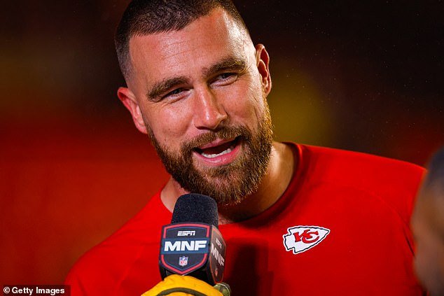 Travis Kelce “está siendo considerado por Amazon Prime como un reemplazo de $15 millones para Kirk Herbstreit en una reorganización salvaje de la NFL” si decide renunciar a los Chiefs