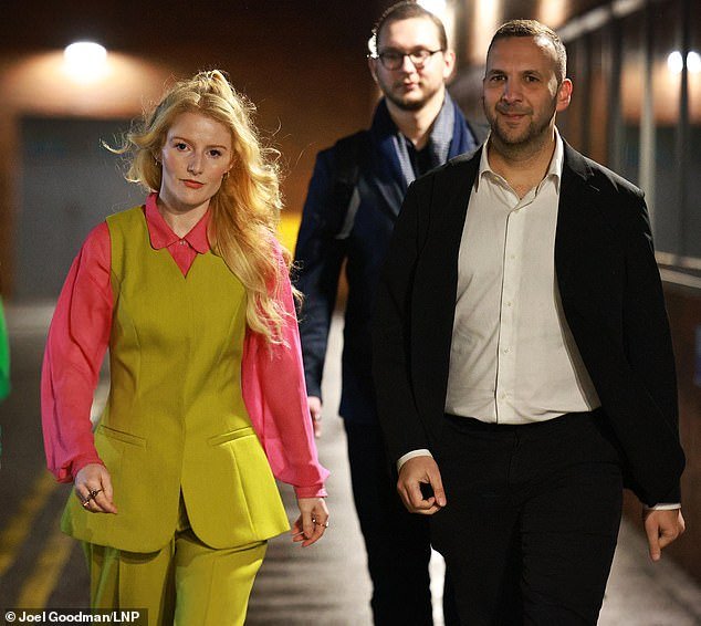 Gran golpe para Keir Starmer mientras los Verdes reclaman una histórica victoria en las elecciones parciales: los laboristas caen al tercer lugar detrás de Reform mientras los votantes acumulan nueva miseria sobre el asediado primer ministro