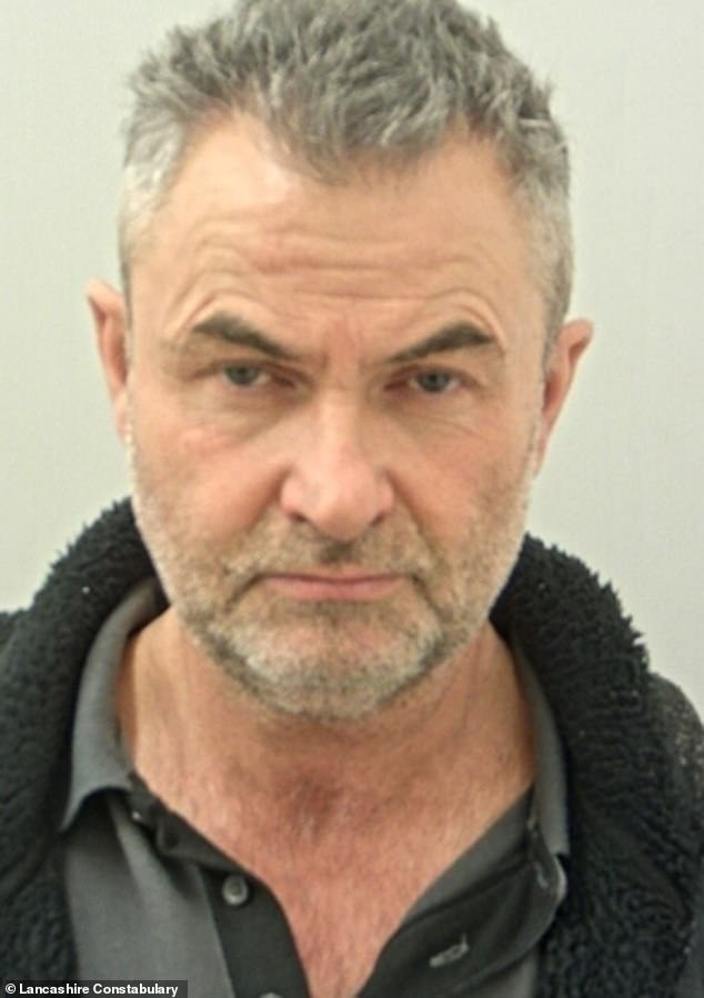 El jardinero celoso que le rompió el cuello a su novia y la dejó paralizada cuando intentó dejarlo ha sido condenado a 16 años de cárcel