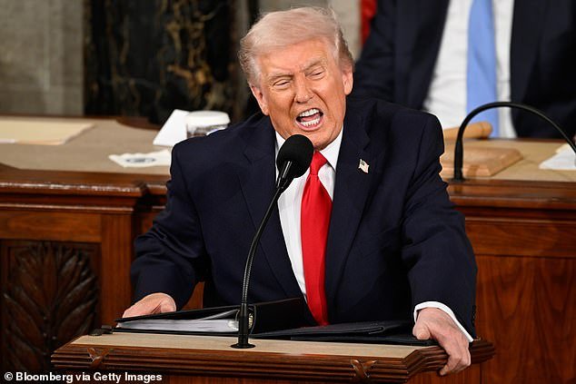 El gobernador republicano pide a Kristi Noem que abandone mi estado mientras los expertos de Trump advierten que el creciente motín es “un gran problema”.